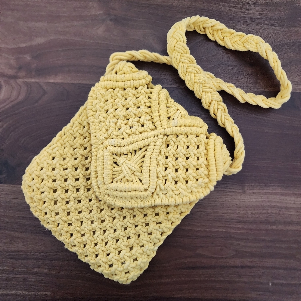 Tommy Bahama Yellow Macrame Crossbody Bag